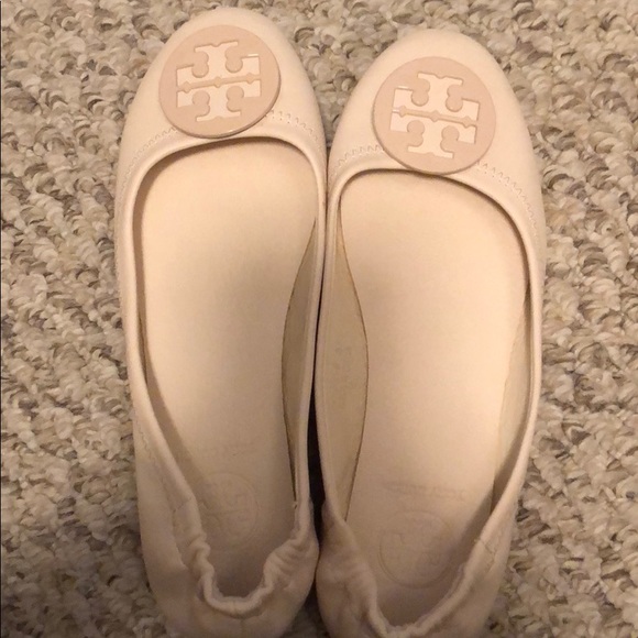Tory Burch Shoes - Tory Burch Cream flats 8.5